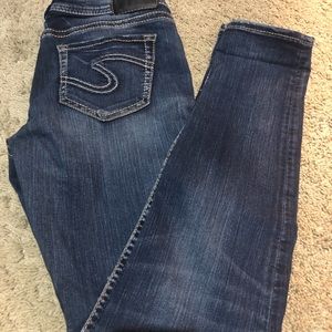 Silver Suki. Super skinny 29x 31.